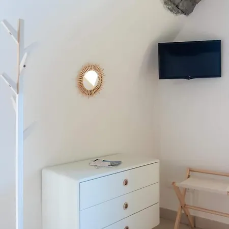 La Casa Dei Tre Pesci - Alborella Apartment