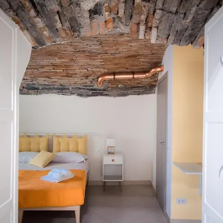 Apartment La Casa Dei Tre Pesci - Alborella Torno